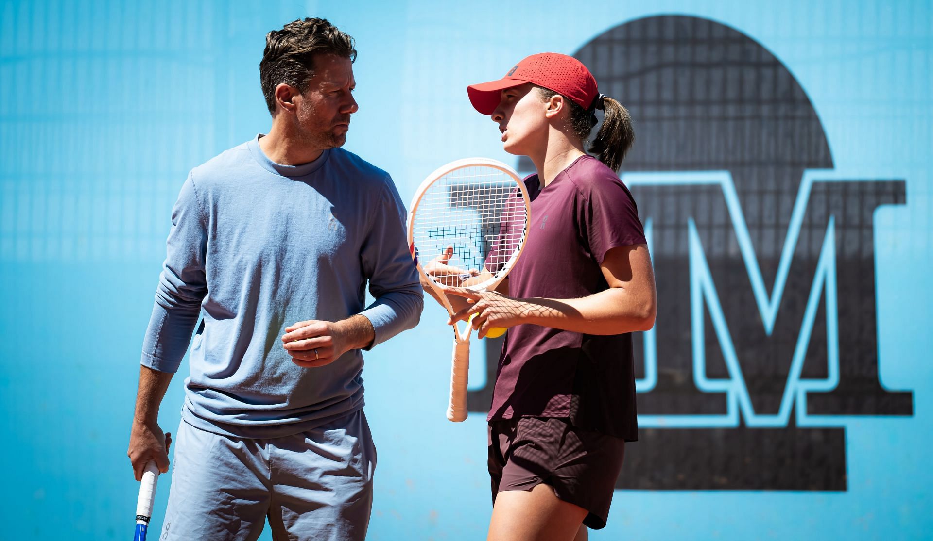 Iga Swiatek with Wim Fissette during the Madrid Open- Source: Getty